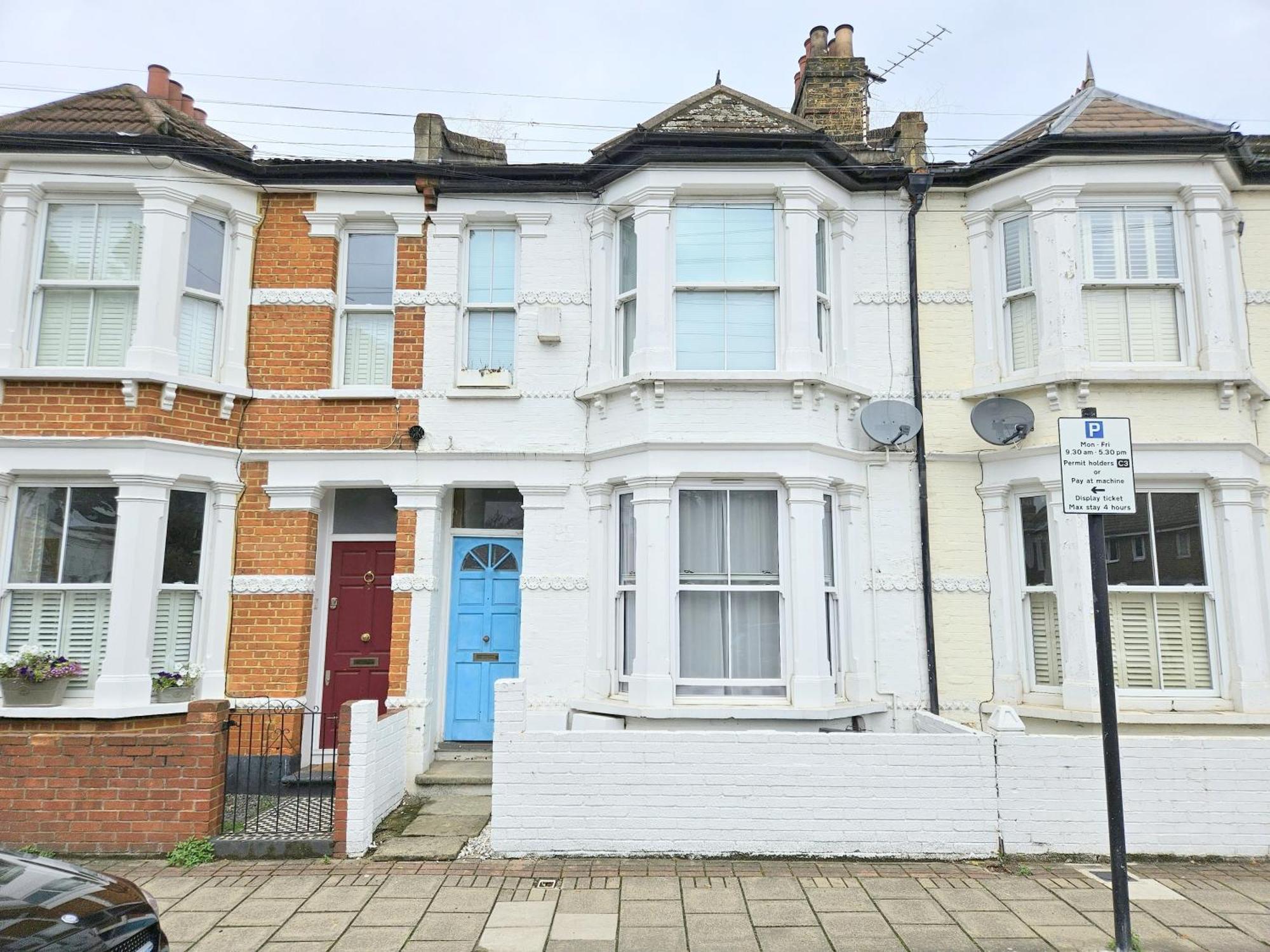 Two Bedroom Flat With Private Patio In Battersea London Eksteriør billede